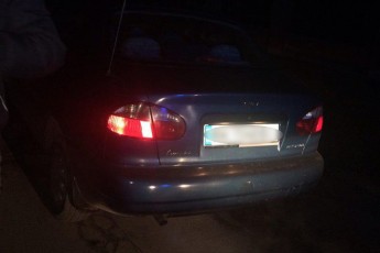 У Луцьку затримали водія-порушника на авто з підробленими документами