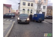 У Луцьку на розі вулиць зіткнулись два авто (фото)