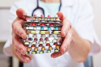 В Україні більше не продаватимуть антибіотики без рецептів