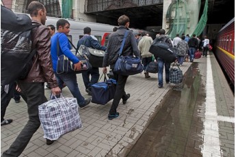 В Україну прибуває більше іноземців, ніж виїжджає українців