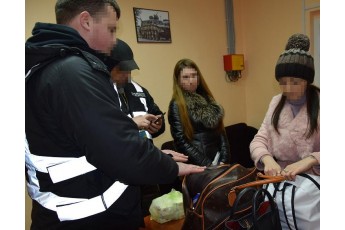 Двох українок намагались відправити у сексуальне рабство в Росію