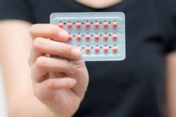 В Україні заборонили гормональні контрацептиви для жінок
