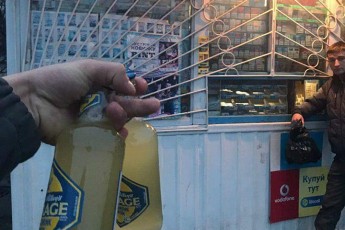 У Луцьку продовжують торгувати алкоголем уночі (фото)