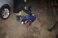 У Луцьку п'яний молодик проник в чужий автомобіль