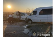 На трасі зіштовхнулися два мікроавтобуси та маршрутка: є загиблі (фото)