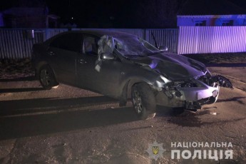 Син бізнесмена на смерть збив двох дівчат та втік, лишивши автівку на Київщині (фото 18+)