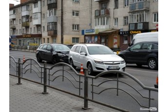 У Луцьку зіткнулись три автомобілі