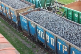 Неподалік Луцька виявили 60 вагонів російського вугілля (відео)