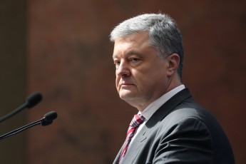 Порошенко кличе Зеленського на дебати 15 квітня на ICTV