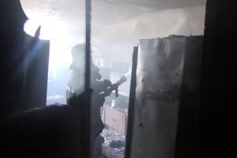 У Луцьку трапилась пожежа в багатоповерхівці, з вогню рятували жінку