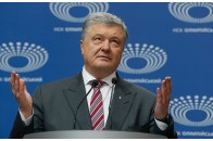 Для Порошенка звозять бюджетників з регіонів і шукають людей в мережі на дебати із Зеленським