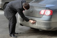 Від 170 грн до громадських робіт: як штрафують за брудні номери