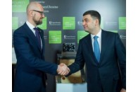 ЗМІ повідомили про переговори Гройсмана з Яценюком