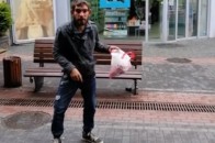 У Луцьку чоловік прикидається калікою, щоб видурювати гроші