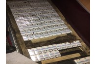 У вантажному поїзді на Волині виявили контрафактні цигарки (фото)