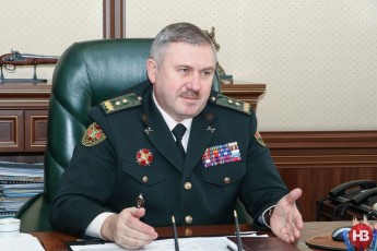 Порошенко звільнив командувача Нацгвардії України