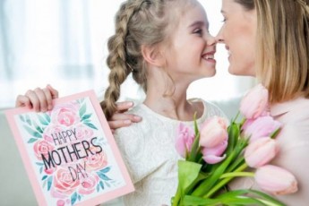 12 травня – День матері: історія свята, традиції та найкращі подарунки для мами