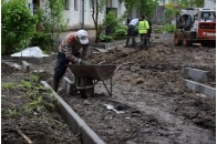 У Луцьку капітально відремонтують п'ять прибудинкових територій