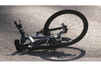 На Волині велосипедист зіткнувся з автомобілем, постраждалий в реанімації