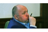 Затримали зловмисника, який зі зброєю намагався викрасти авто депутата Волиньради