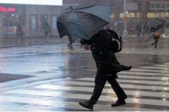 В Україні оголосили штормове попередження: яка частина країни під ударом
