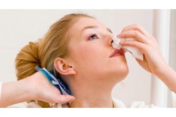 Кровотеча з носа: яку смертельну хворобу приховує цей симптом