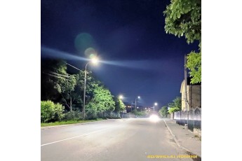 У Луцьку почали встановлення енергоощадних світильників – містяни задоволені (фото)