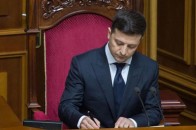 Зеленський нагородив трьох 