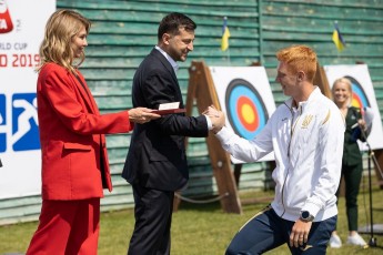 Президент Зеленський нагородив волинських спортсменів