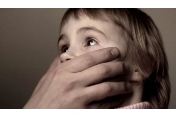 У СІЗО вбили педофіла, який зґвалтував 7-річну дівчинку