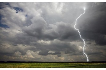 На Волині та інших областях України оголосили штормове попередження (фото)