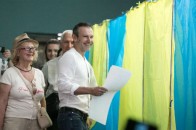 Вакарчук заявив про готовність створювати коаліцію з Порошенком
