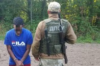 На Волині затримали мігранта з Судану, який намагався переплисти до Польщі