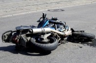 У селі на Волині маленька дівчинка потрапила під колеса мотоцикла: дитина – у лікарні
