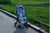 Перехожі на вулиці виявили побитого дворічного хлопчика