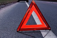Під Луцьком зіштовхнулись два автомобілі: постраждалі – госпіталізовані (відео)