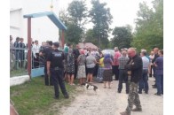 Церковні баталії продовжуються: на Волині − бійки через храми