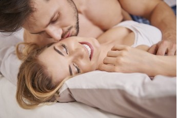 Названо етапи прелюдії до чудового сексу