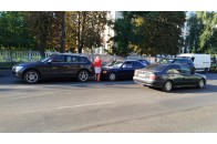 У Луцьку на проспекті зіштовхнулись автомобілі: рух – ускладнений (фото)