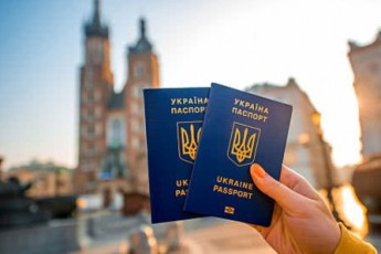 Україна отримала безвіз із ще однією туристичною країною