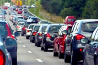 На кордонах із Польщею сформувались довжелезні черги