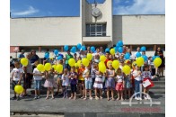 До Дня Незалежності для мешканців 33-го мікрорайону організували патріотичний танцювальний флешмоб