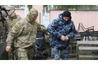 Батьки військовополонених чекають на повернення своїх дітей з полону