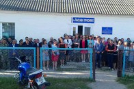 Протест на Волині: дві сотні дітей не пішли до школи
