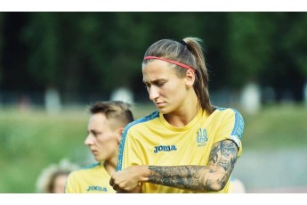 Футболістка збірної України похвалилася своєю дівчиною з Росії (фото пари)