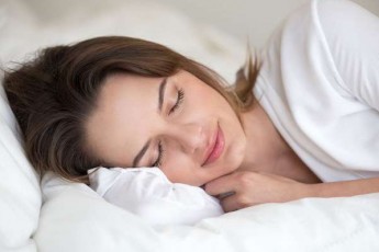 Надлишок сну та його дефіцит – небезпечні: чим вони загрожують