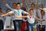 У Луцьку з танцями, піснями та розвагами відбувся дитячий фестиваль 