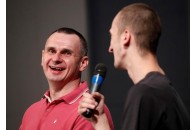 Сенцов спалив свою тюремну робу, назвавши її 