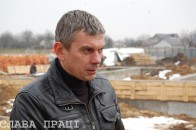 Голова ОТГ на Волині активно скуповує нерухомість, але не може добудувати дитячий садочок (відео)