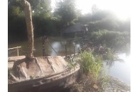 На Волині через затоплений сільський паром виникла екологічна катастрофа